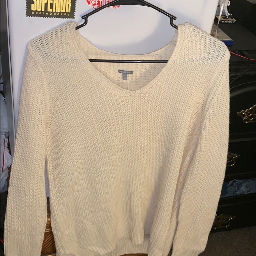 White over sized sweater